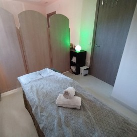 Bon Massage holistique dans Spa Ohtels La Hacienda