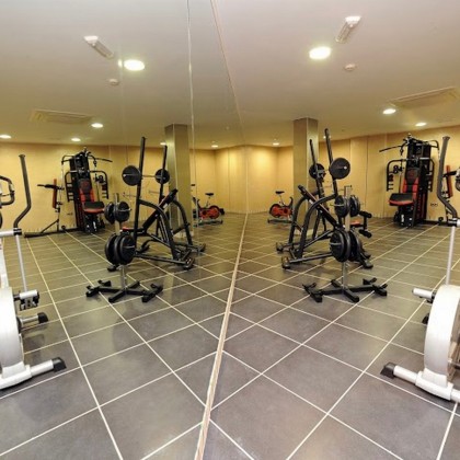 Regalo Reflexología Podal en Apartamentos Leo Deluxe
