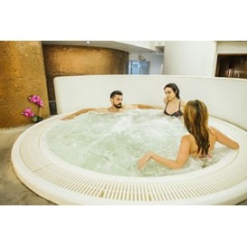 Voucher promotion Couples Circuit Dusch and Tea Service in Granada Five Senses Spa