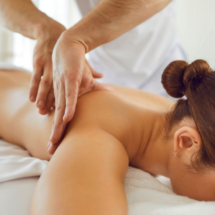 Massagem de Relaxamento Geral no Moaña Wellness Spa