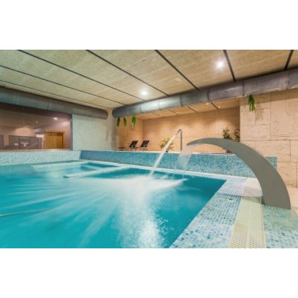 Voucher Circuit gift Thermal + 50' massage for two at AZZ Valencia Congress Spa