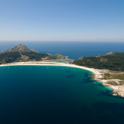 Bon Voyage en bateau aux îles Cies avec les pirates de Nabie