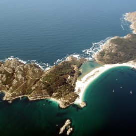 Vale Passeio de barco às Ilhas Cies com os Piratas Navia