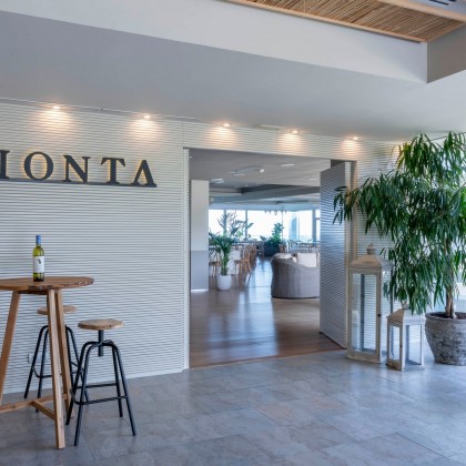 Experience Wine tourism with traditional visit to Vionta wineries