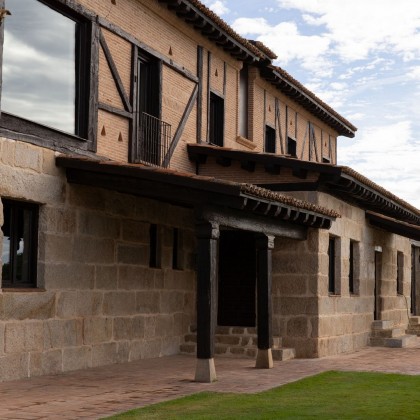 Bono Regalo Enoturismo Viña Arnaiz a la carta en Ribera del Duero