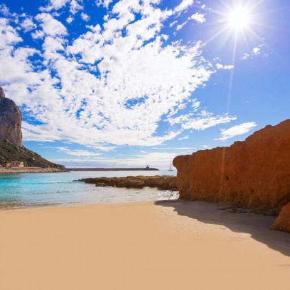 No more worries! Escape to Alicante with full board