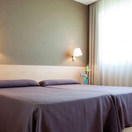 No more worries! Escape to Alicante with full board