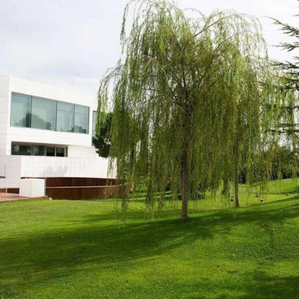 Romantic getaway with luxury spa and 5* details in quiet surroundings of Lleida