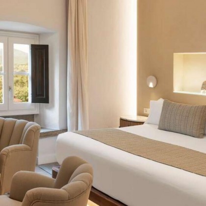 Romantic Getaway: Dinner, Spa and Details at Mas Tapiolas