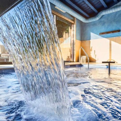 Romantic Getaway: Dinner, Spa and Details at Mas Tapiolas