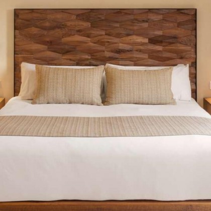 Romantic Getaway: Dinner, Spa and Details at Mas Tapiolas