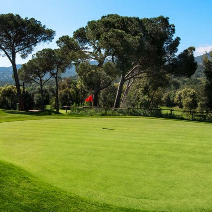 Offre spéciale: Week-end romantique avec dîner et spa dans un hôtel rustique catalan près de Gerone
