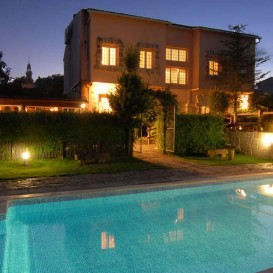 Gastronomy at the gates of Santiago de Compostela with discount on extra nights