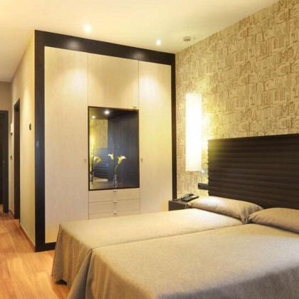 Gastronomy at the gates of Santiago de Compostela with discount on extra nights