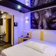 Romanticismo con cena y bañera hidromasaje en Alcalá de Henares (Adults Only)