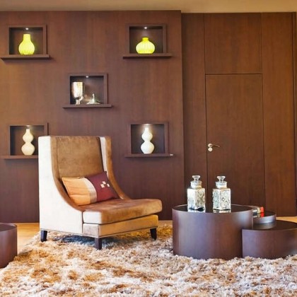 Luxury and romanticism in Suite with Hydromassage Bathtub, Love Box and Champagne