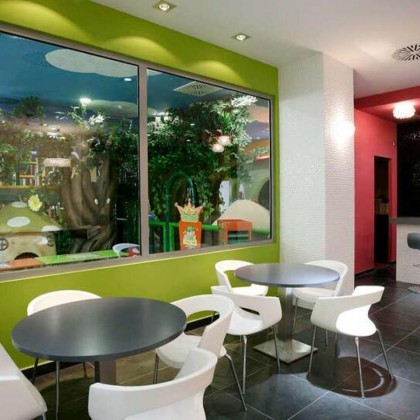 4-star hotel in Santa Fe, a stone's throw from Granada