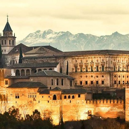 Gastronomic getaway with dinner at the gates of the Alpujarra of Granada and Almería