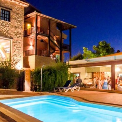 Gastronomic getaway with dinner at the gates of the Alpujarra of Granada and Almería
