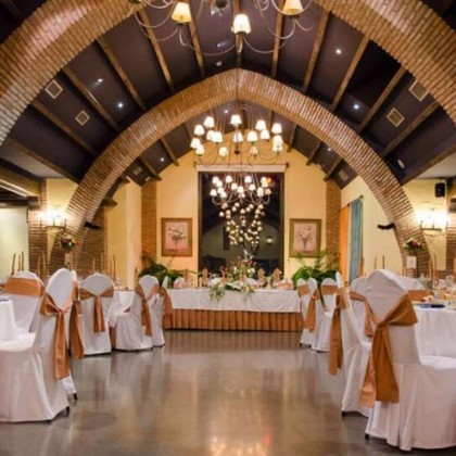 Gastronomic getaway with dinner at the gates of the Alpujarra of Granada and Almería