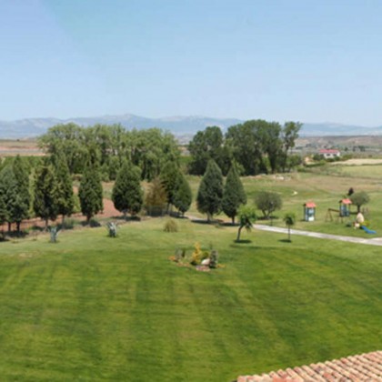 VIP getaway with wine tasting at Marqués de Cáceres winery