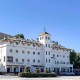Romantic Getaway with dinner and private jacuzzi in Suite near Antequera