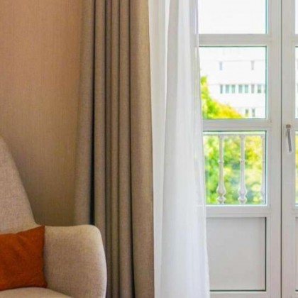 Escapada romántica en Santiago de Compostela con cava, bombones y salida tardía