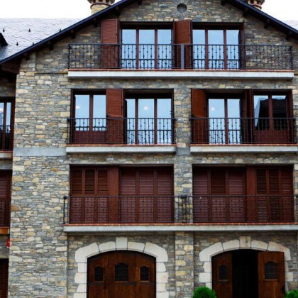 Getaway in flat with Jacuzzi in Ordesa National Park