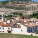 Romanticismo con bañera de hidromasaje y botella de cava en Chinchón