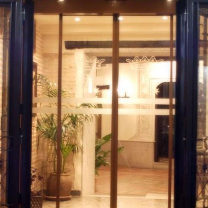 Romantic getaway with cava and chocolates a stone's throw from Toledo Cathedral