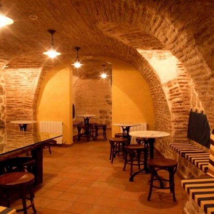 Escapade romantique avec cava et chocolats à deux pas de la cathédrale de Tolède