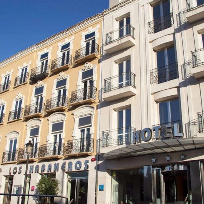 Escapada in love en suite superior con bañera de hidromasaje privada y cava