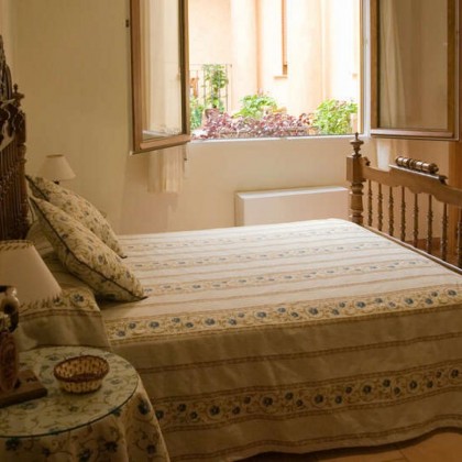 Don Quixote Route: dinner, wine cellar, bottle of cava and orientation Lagunas de Ruidera (from 2 nights)
