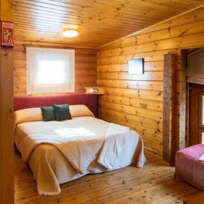 Charming getaway for two in an Ecofriendly hotel in Montseny with cava and chocolates