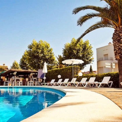 Special for lovers: Romantic getaway in Sitges