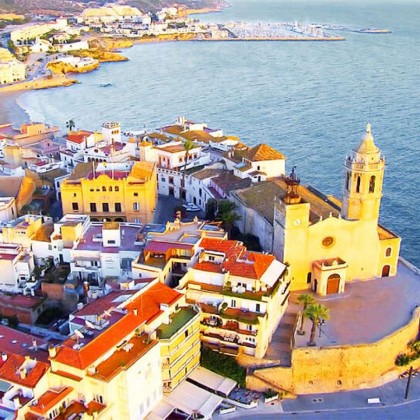 Special for lovers: Romantic getaway in Sitges