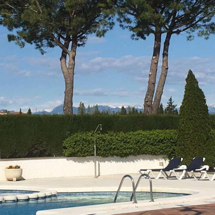 Escapada en Alt Empordà con visita y cata de vinos en Celler La Vinyeta en Peralada