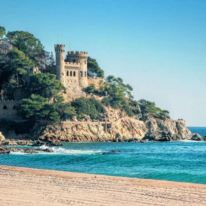 Total relaxation in Lloret de Mar: with full board, access to the spa and more
