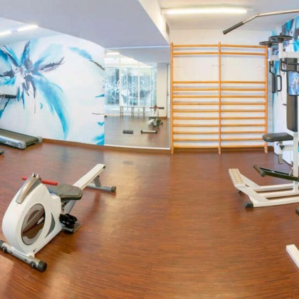 Total relaxation in Lloret de Mar: with full board, access to the spa and more