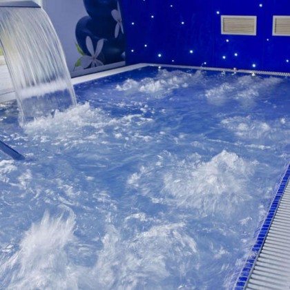 Total relaxation in Lloret de Mar: with full board, access to the spa and more