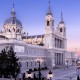 Escapadinha hotel ao lado da Plaza Mayor no quarto com varanda