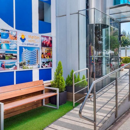 Discover Calella with half board and spa in a beachfront hotel