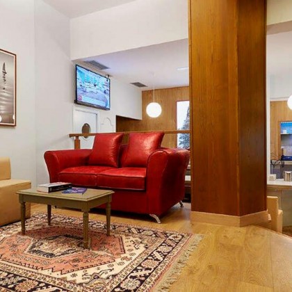 Discover the beautiful city of Avilés with breakfast included.