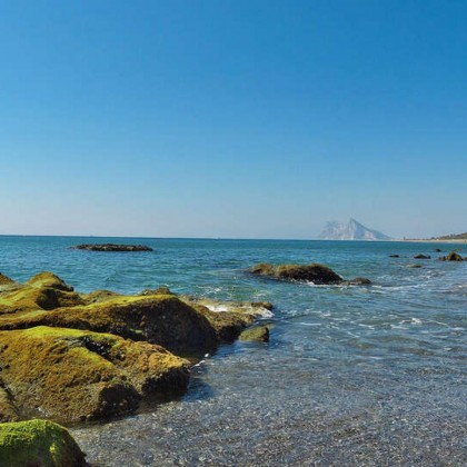 Passeio de canoa ou caiaque na praia de Getares, Cádis