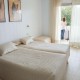 Offer in Cordoba with breakfast, swimming pool and parking included.