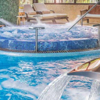 Romantic getaway with special dinner and spa on the Costa Brava