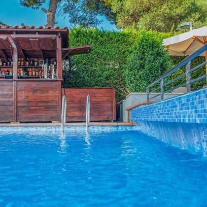 Romantic getaway with special dinner and spa on the Costa Brava