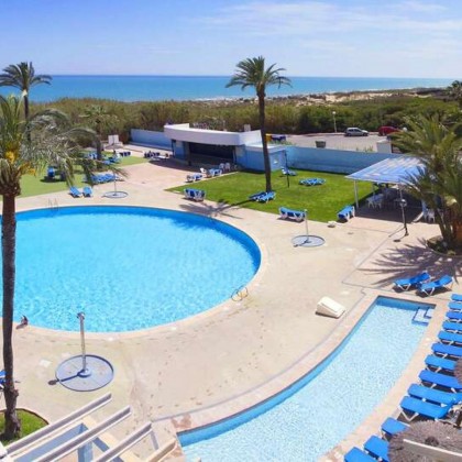 Breakfast getaway with direct access to the beach in Guardamar del Segura