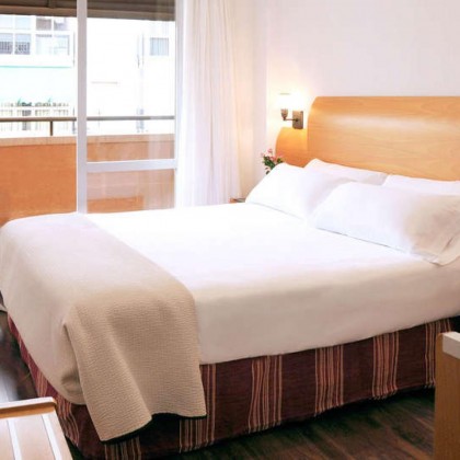 Suite Júnior Romântica com banheira de hidromassagem e mini-bar gratuito em Múrcia