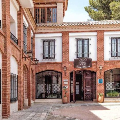 Romantic getaway in a typical La Mancha hotel in Daimiel